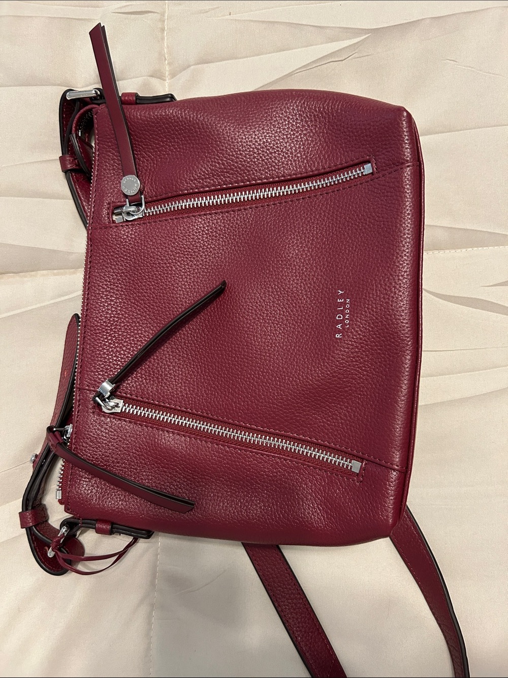 RADLEY LONDON Pebbled Crossbody Bag in Wine Red